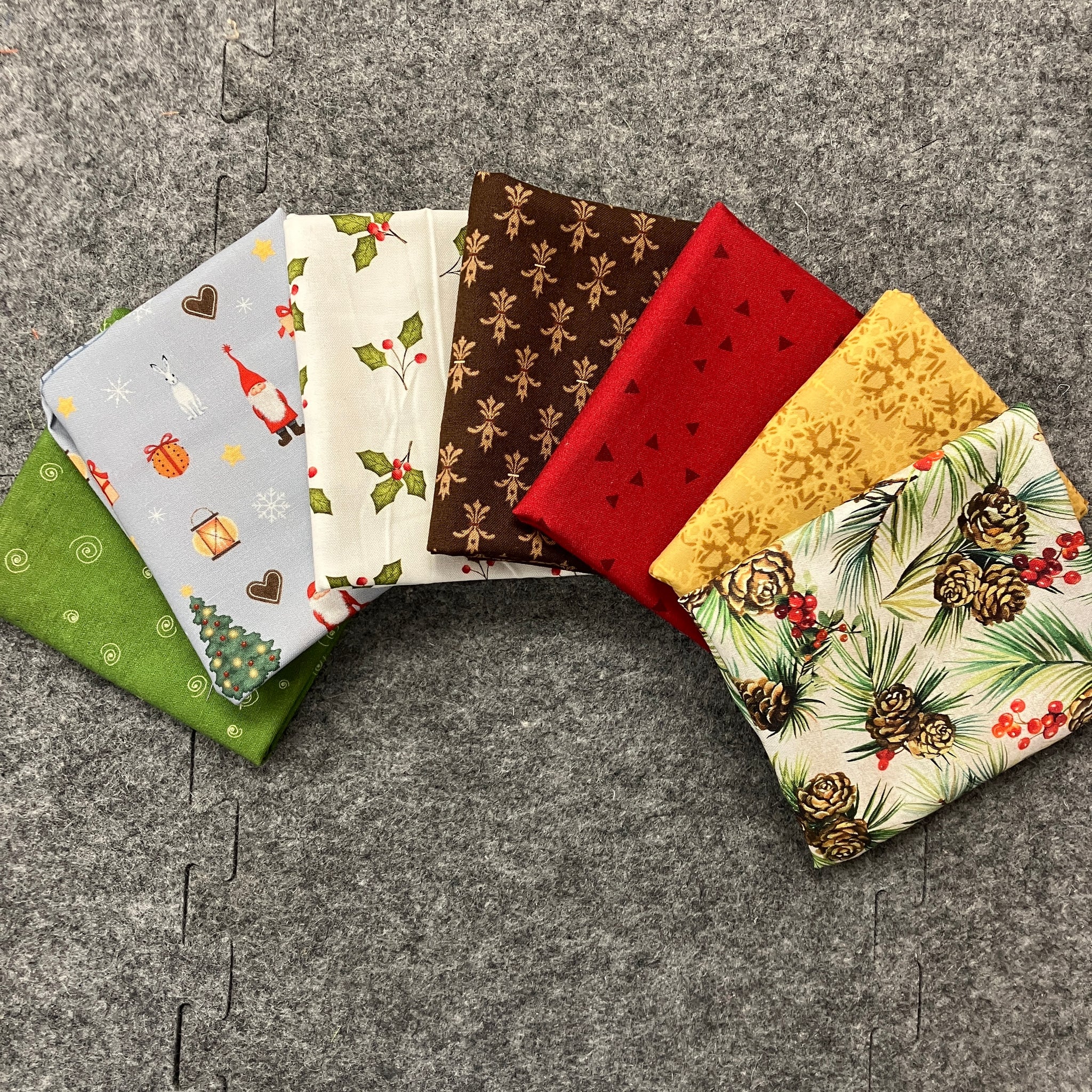 Christmas Gnome FQ Bundle.JPG