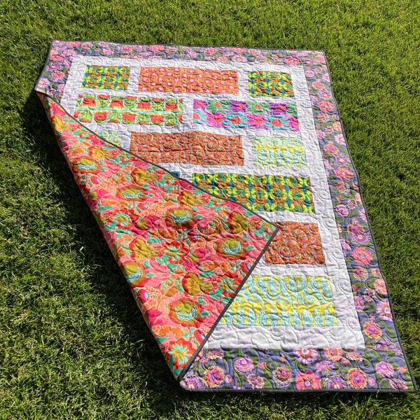 Jumpstart Ebb Tide Quilt Kit